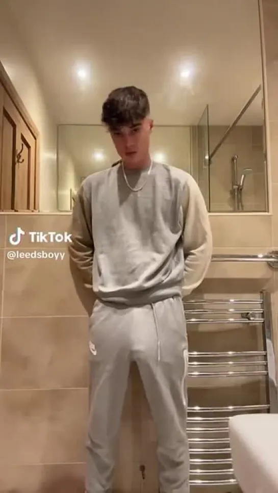 TIKTOK