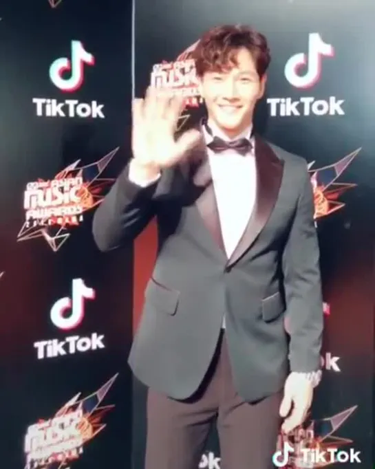 Kim Jong Kook│2018 MAMA in HONG KONG (14.12.2018)