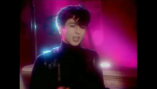 Soft Cell - Say Hello Wave Goodbye (Original Music Video) (1982)