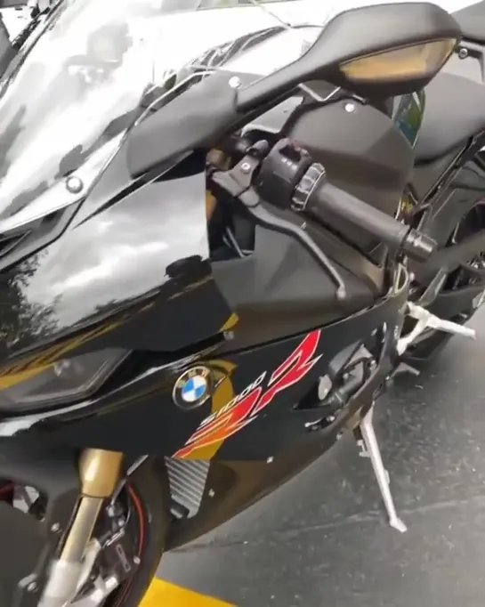 bmw.hp4.limited.ghana-06032021-0001.mp4