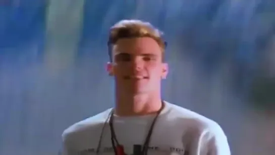 № 99. Vanilla Ice - Ice Ice baby (1990).