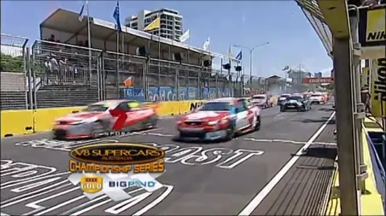 V8 Supercars 2009. Этап 11 - Голд-Кост. Вторая гонка А