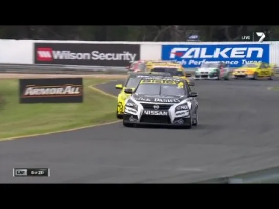 V8 Supercars 2013. Этап 10 - Сэндаун. Вторая квалификационная гонка, LTR