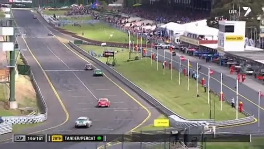 V8 Supercars 2013. Этап 10 - Сэндаун. Часть 1