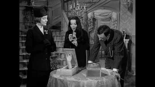 The Addams Family S2E04 / Morticia Meets Royalty Семейка Аддамс / Мортисия встречает Королевскую особу