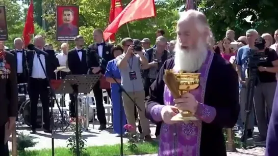 ⭐️ Открытие памятника Сталину! Освещение памятника попом РПЦ. (Назад в будущее СССР 2.0)