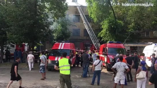 Дублер Волгоградского проспекта перекрыли из-за пожара на складе