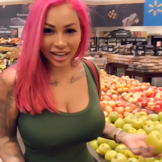 Brittanya Razavi