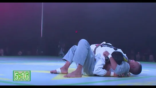 Si Doan (Alliance) vs Juan Rafael Caballero (Carlson Gracie) удушка из гарда коричн