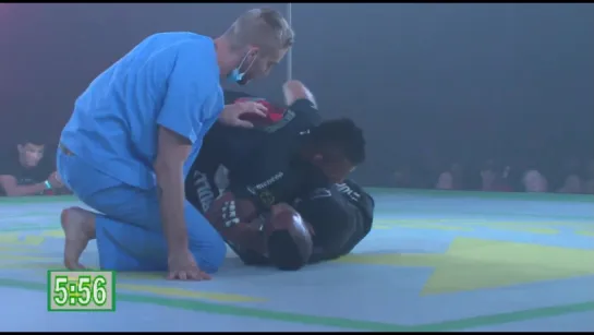 bb Lucas Pinheiro vs Joao Pedro Somalia Fight to Win Pro 17 arm triangle