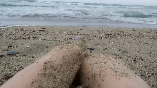 Фут Фетиш, её ножки на пляже Mylene - Foot Fetish Sea Waves Amp Sand On My Feet Ноги Русская Милфа Шлюха Russian Leg Whore Milf