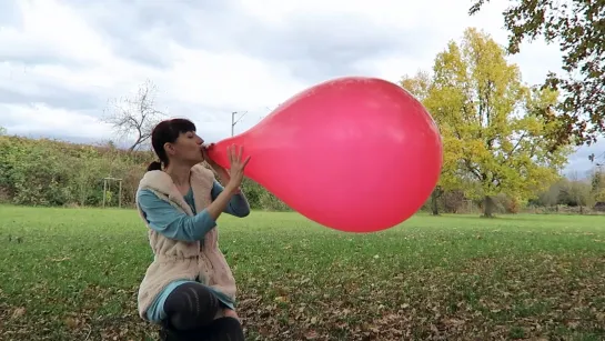 36-дюймовый шар лопнули на свежем воздухе Mylene - 36 Inch Red Balloon Popping Outdoor Русская Russian Шалава Шлюха Whore Slut