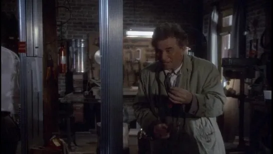 s08e01.1989.Columbo.Goes.to.the.Guillotine