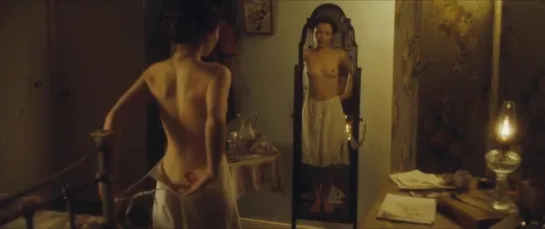 Эмили Браунинг Голая - Emily Browning Nude - Summer in February 2013