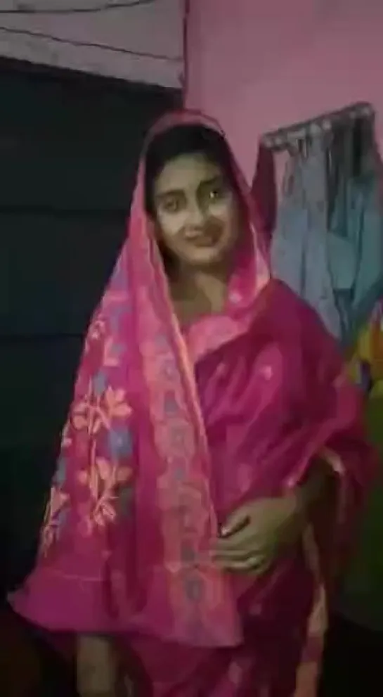 Bangladeshi Beautiful Bhabi(Frozen).mp4