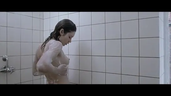 Ольга Куриленко Голая - Olga Kurylenko Nude - 2005 The Ring Finger (Lannulaire) - 2005 Перст любви