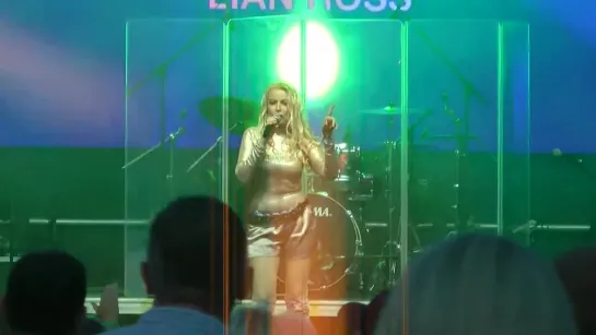 Lian Ross - live performance - fan video from Kupiskis/Lithuania 14 August 2022