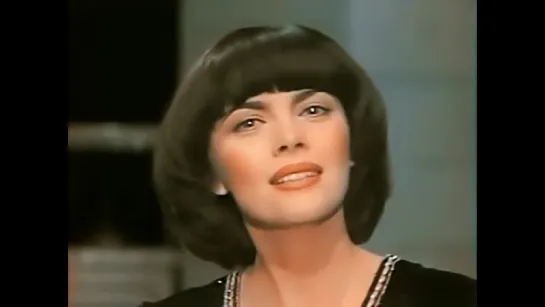 Mireille Mathieu - Une Femme Amoureuse  1980