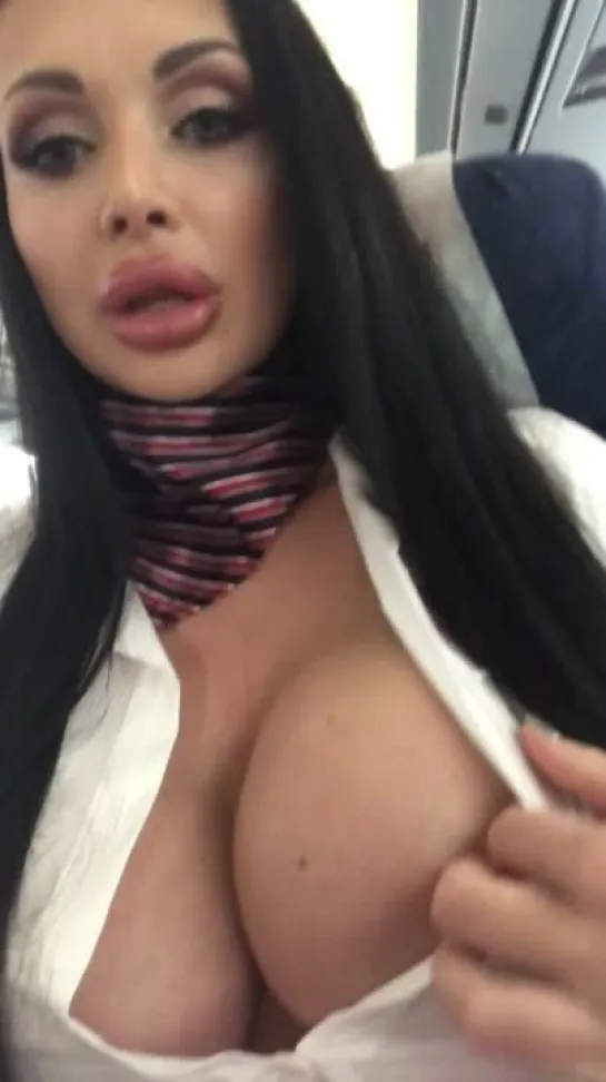 Aletta Ocean OnlyFans слив бесплатно в коменте pornstar milf