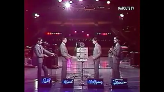 Kraftwerk - Radioactivity (French Tv 1978)