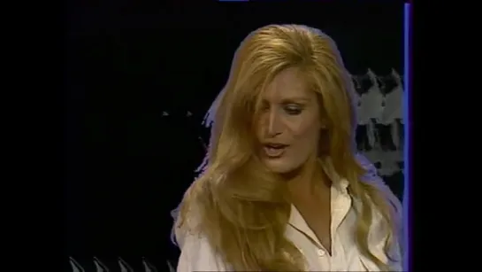 Dalida ♫ Femme Est La Nuit ♪ 22 juin 1977 (Midi première (TF1)