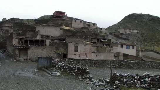 В поисках Древнего Тибета. Путешествие к наследию Будды  [Looking for ancient Tibet. A journey to Buddhas legacy] (2010)