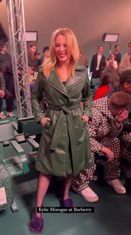 Kylie Minogue At Burberry Show (18.09.2023)