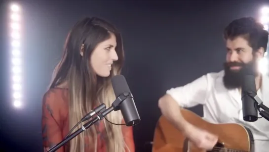 Julia Westlin & David MeShow - Times Like These.  (Acoustic Cover)