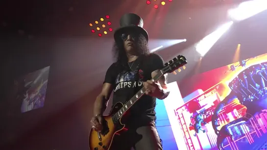 Guns N' Roses - Locomotive [live, 2019.10.07]