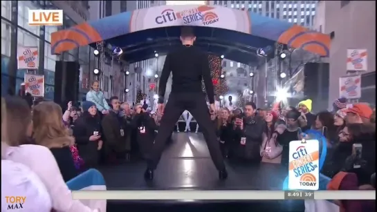 Hugh Jackman performs The Greatest Show (LIVE on Today Show 4 December 2018)