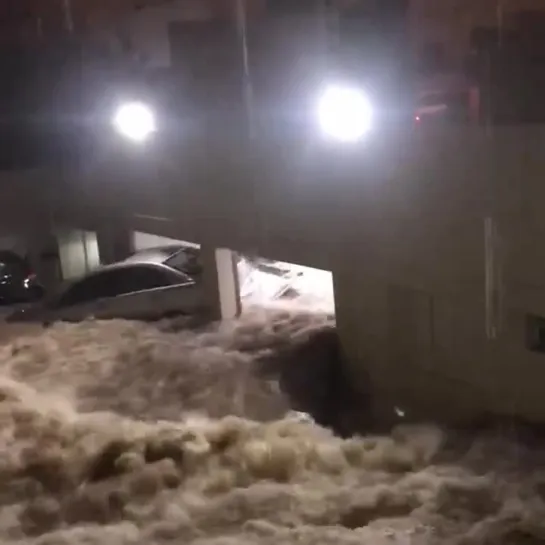 Ливневый паводок в городе Сан-Паулу (Бразилия, 10 марта 2019).