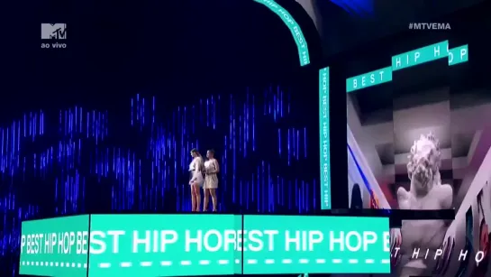 Ники Минаж получает награду «Best Hip Hop»