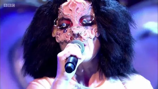 Björk - The Gate - live on Later with Jools Holland (2018) - Bjork