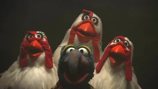 The Muppets - Bohemian Rhapsody (2009) (Official Music Video)