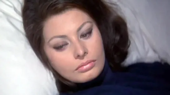 Sophia Loren - È sempre stata la donna più sexy del mondo