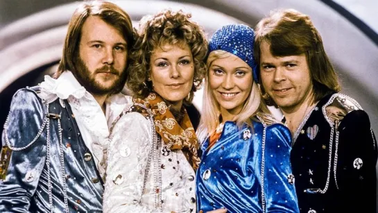 ABBA . Dancing Queen (1976)