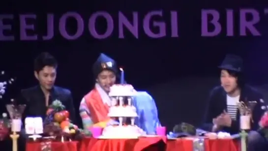 20120417 Lee Joon Gi Birthday Party [part]