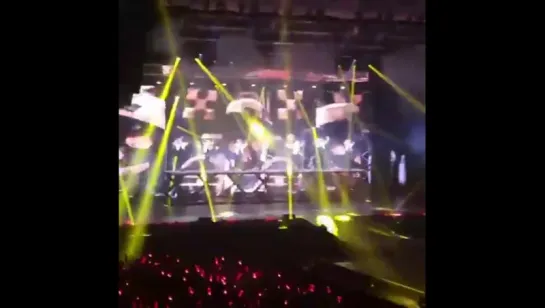 iKON United • RHYTHM TA! -#-iKONCERTinFukuoka- ©Hipployta via...