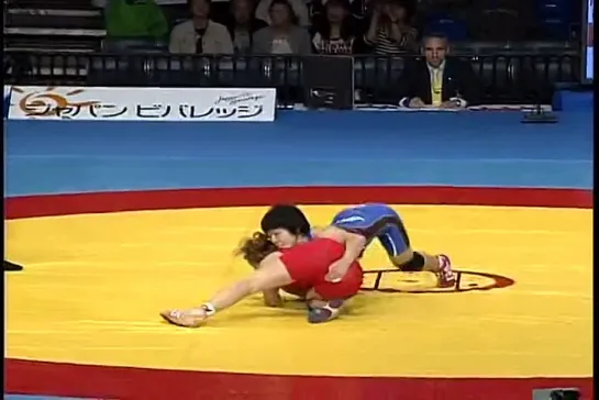 Helen Maroulis vs. Hitomi Sakamoto sports women's wrestling