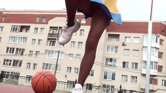 Lauren shootin some hoops in her pretty pantyhose