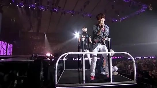 {HD} (2 часть) SHINee World III в Japan 2013 (Рождественский)