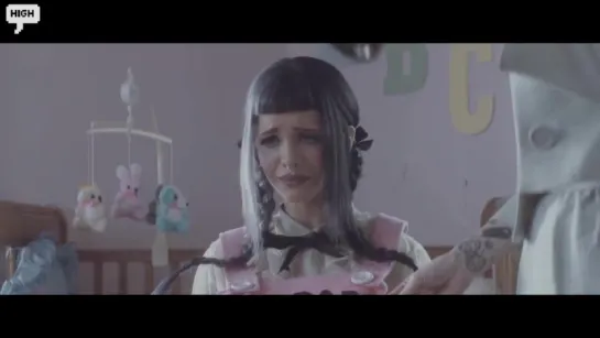 (рус.саб) Melanie Martinez - Cry Baby (Official Video)