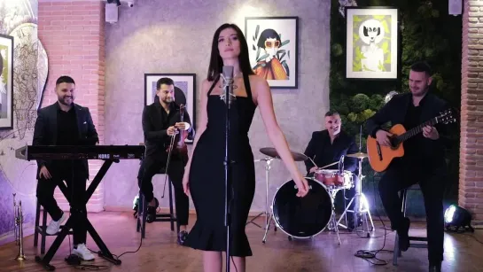 Xhuli Pjetraj - Historia de un Amor - Hot Club Tirana