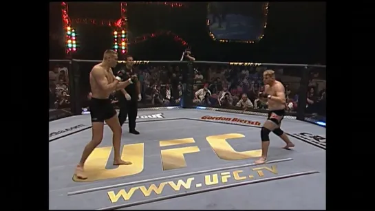 Josh Barnett vs Semmy Schilt.