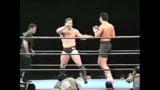 Ken Shamrock vs Don "Nakaya" Nielsen.