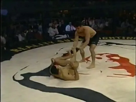 Renzo Gracie vs Oleg Taktarov.