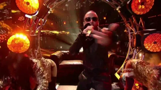 Yandel y Lil Jon cantan “Calentura” en los Latin American Music Awards 2015 (08/10/2015)