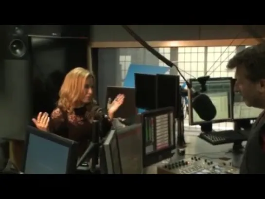 Kylie Minogue Foxy In The Morning Interview (06.02.2014)