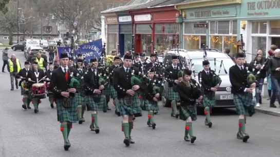 Kylie Minogue Seen Following Little Masons Parade (Ballater, Scotland 30.12.2016)