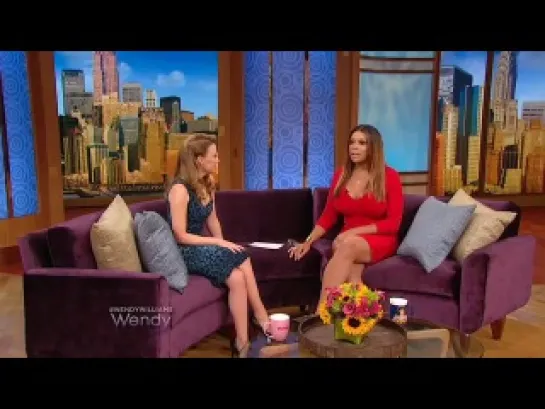 Sneak Peak: Kylie Minogue & Salma Hayek At Wendy Williams (12.10.2012)